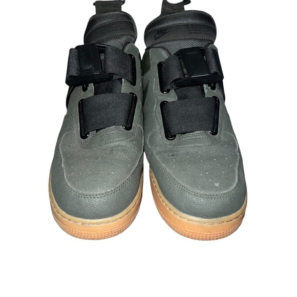NikeAir Force 1 Utility Sneakers Olive & Gum Size 12 Active/athleisure - Picture 5 of 7